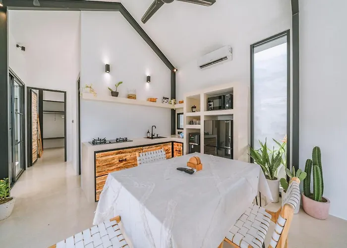 Villa Cha Cha: Stylish 1 Bedroom In Pererenan *