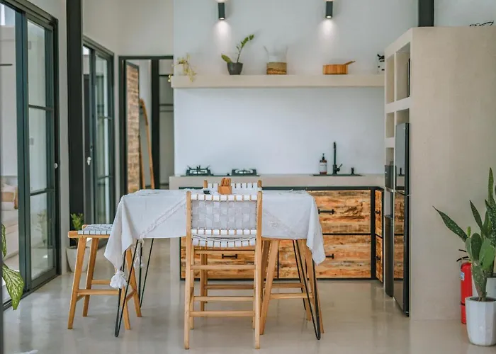 Villa Cha Cha: Stylish 1 Bedroom In Pererenan